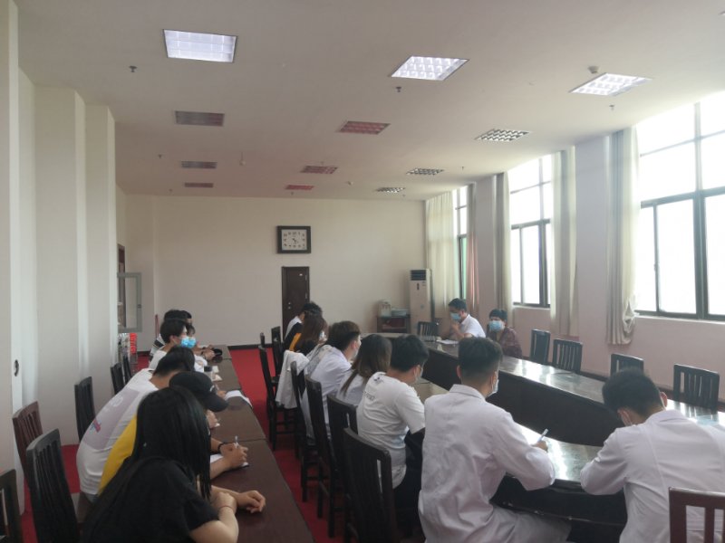 说明: C:\Users\ASUS\Desktop\6163银河com6163银河com学生干部工作会议和座谈会\f605af2a3b45dc3745503adcb4051df.jpg